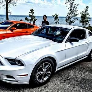 Meet your Posher, Mitchell